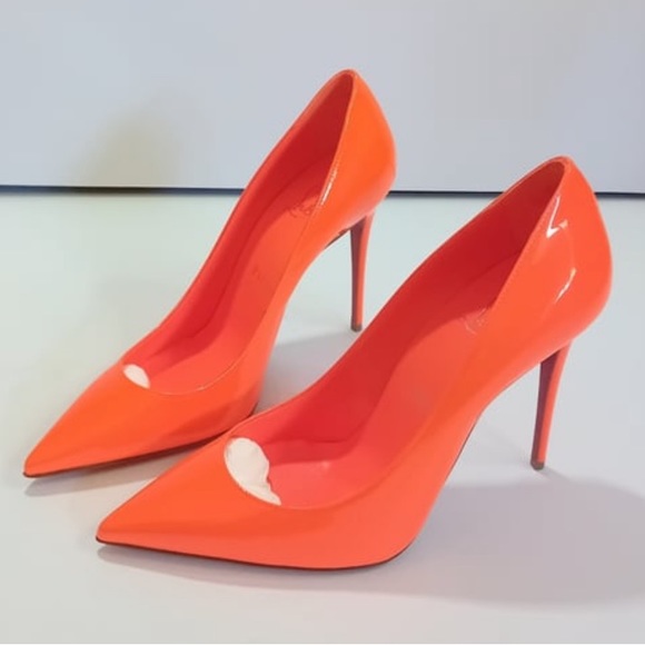 NEW IN BOX NEON ORANGE LOUBOUTINS 🧡🧡 - Picture 3 of 10